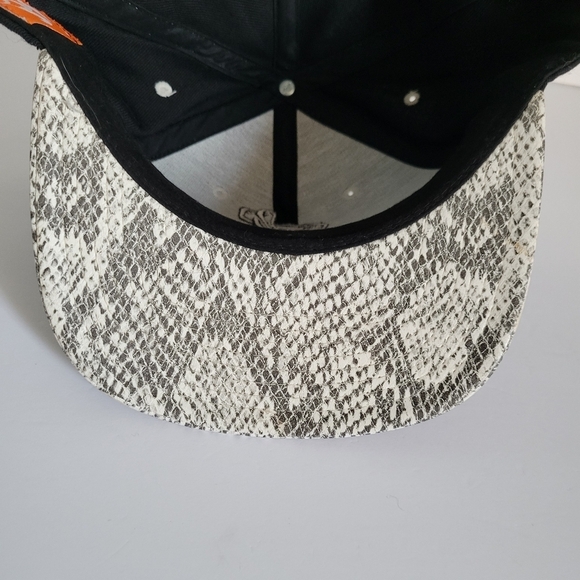 Bait Snake Logo Mens Snapback Faux Snakeskin Flat Brim Hat - Picture 5 of 7